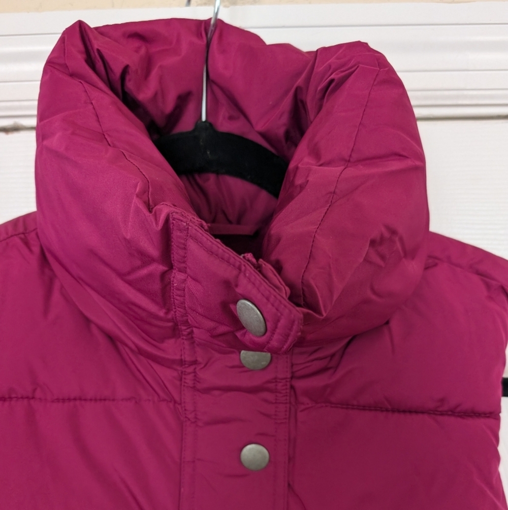 NWT OLD NAVY Puffer Vest - Picture 2 of 7
